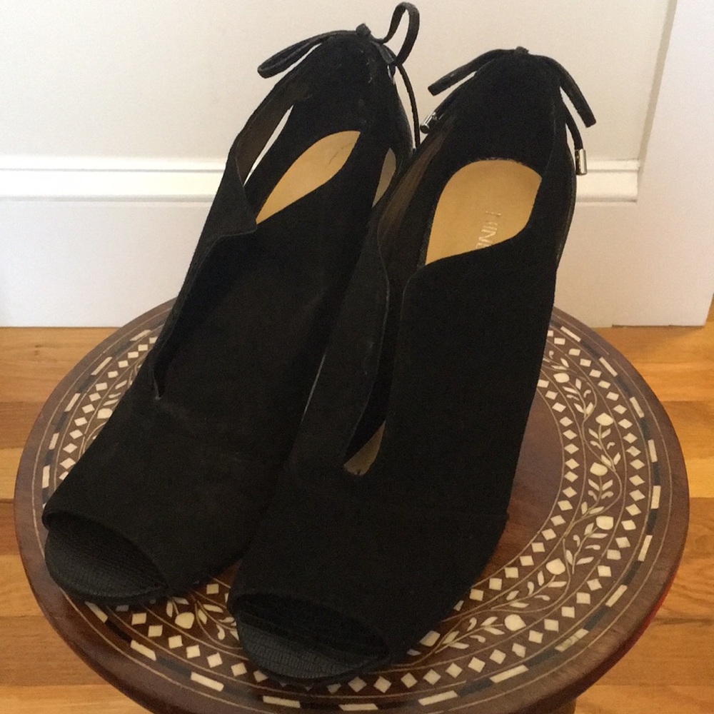 Nine west open toe heels
